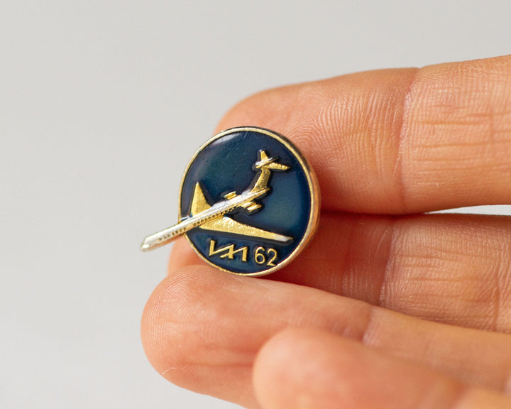 USSR spaceflight missions Soyuz 9, Soyuz 11 Luna 10 space history badges set 5 vintage, artificial Earth satellite pin rare, Il-62 plane jet