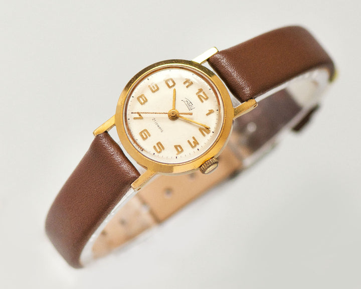 Classic women's wristwatch Dawn vintage, gold plated lady watch delicate, shockproof women watch jewelry gift, new premium leather strap