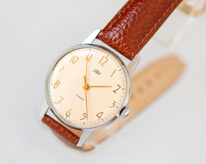 Tomboy watch unused Dawn, classic unisex watch silver shade, vintage gift oversized watch Arabic numerals dial, new genuine leather strap