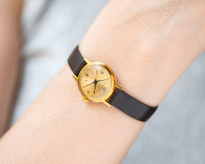 Limited edition wristwatch gold plated Glory, retro women watch minimalist jewelry gift, petite watch vintage, new premium leather strap