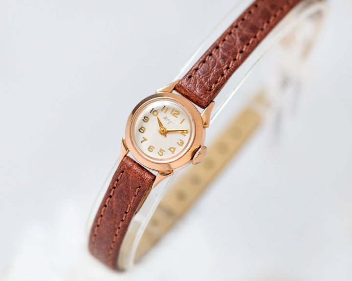 Solid gold 14K wristwatch for women vintage Nairi gift, minimalist small wrist women cocktail jewelry watch golden new premium leather strap