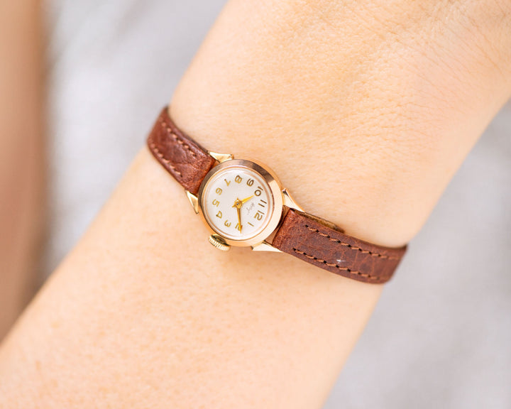 Solid gold 14K wristwatch for women vintage Nairi gift, minimalist small wrist women cocktail jewelry watch golden new premium leather strap