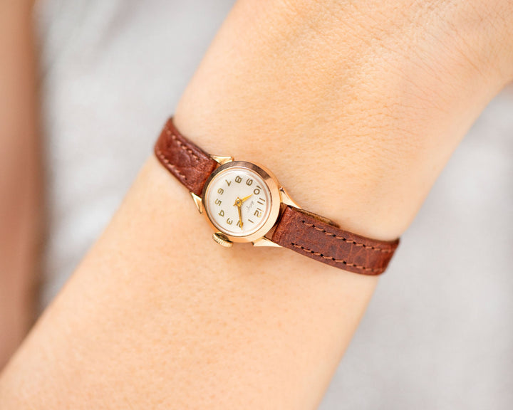 Solid gold 14K wristwatch for women vintage Nairi gift, minimalist small wrist women cocktail jewelry watch golden new premium leather strap