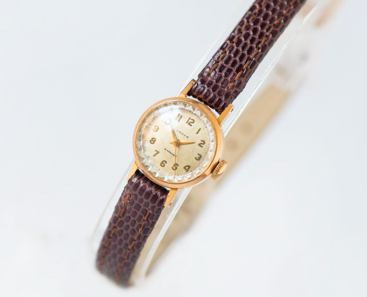 Retro women wristwatch chic Seagull, gold plated lady's watch gift, limited edition women watch tiny vintage, new premium leather band