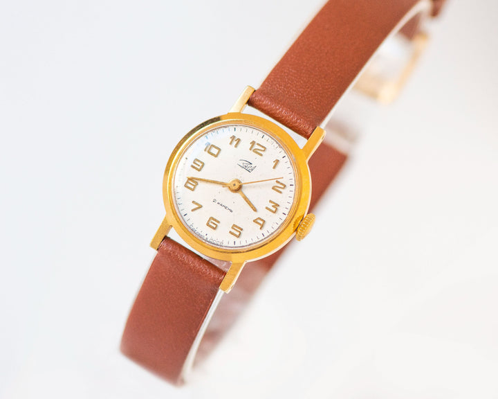 Classic watch for women gold plated Dawn jewelry, minimalist lady watch vintage classic gift Arabic numerals retro, new premium leather band