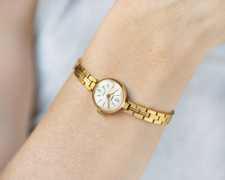 Women's Cocktail Watch Gold Plated Bracelet Dawn, Vintage Lady Wristwatch Delicate Jewelry Gift very rare small wrist party watch minimalist