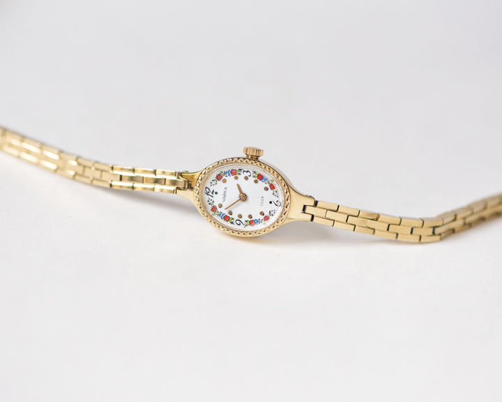 Vintage floral watch for women Seagull, gold shade lady watch, tiny jewelry watch bracelet, cocktail watch white oval watch small wrist