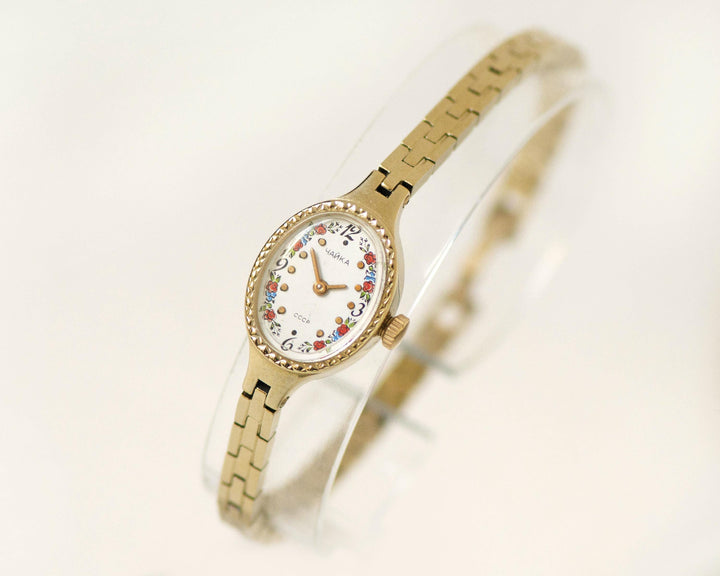 Vintage floral watch for women Seagull, gold shade lady watch, tiny jewelry watch bracelet, cocktail watch white oval watch small wrist