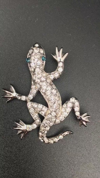 Vintage Rhinestone Lizard Brooch: Silver Tone Geko Pin, Blue Eyes