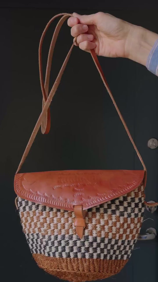 Vintage Sisal Bag Brown Beige Stripes Pattern. Woven Market Bag Ethnic Tote. Woven Fiber Leather Sisal Bag Summer African Handmade Boho Bag