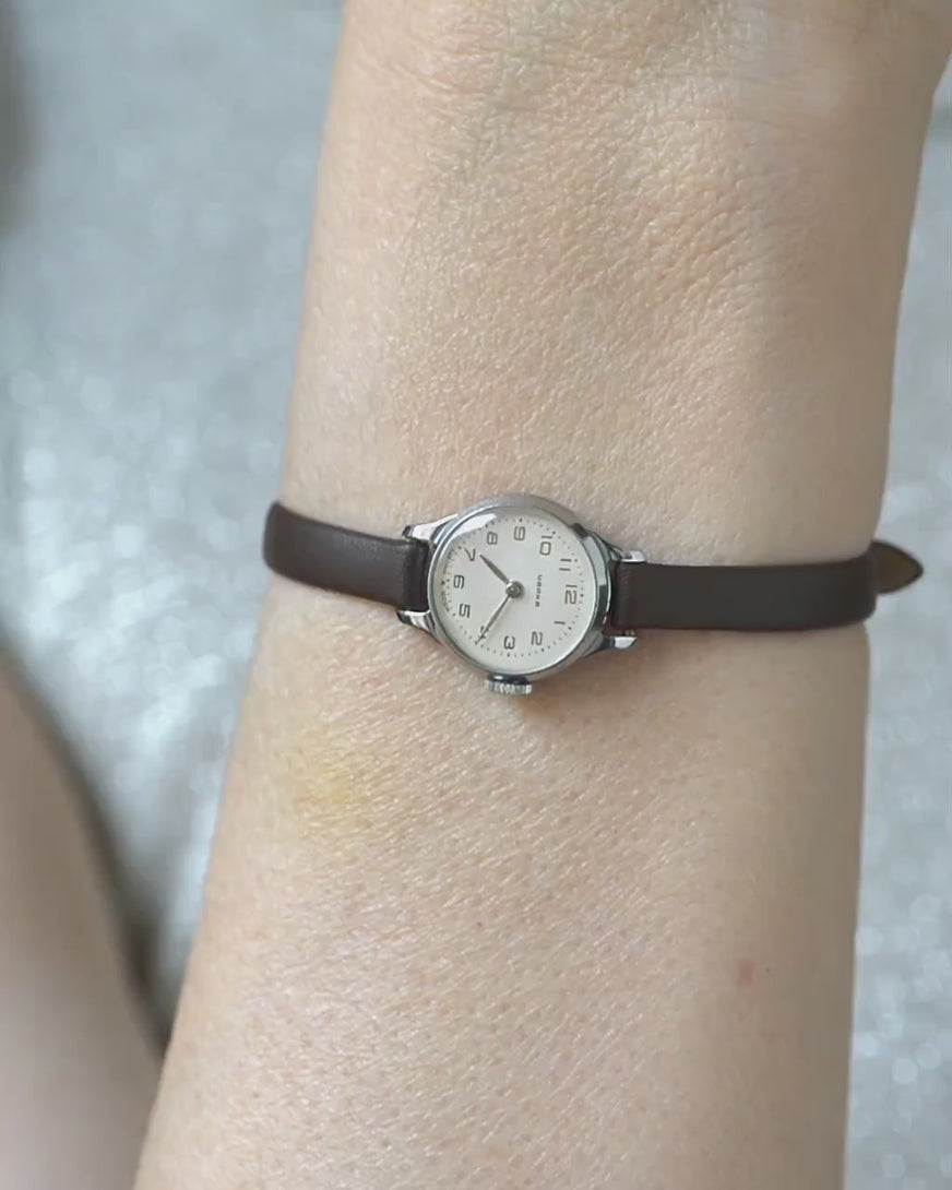 Unique watch for women silver shade Seagull, delicate lady watch vintage, classic women wristwatch gift, new genuine leather strap