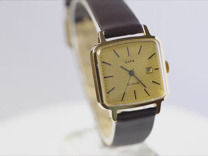 Unused women watch vintage Dawn, square lady watch gold plated, modern minimalist women wristwatch jewelry gift, new luxury leather strap